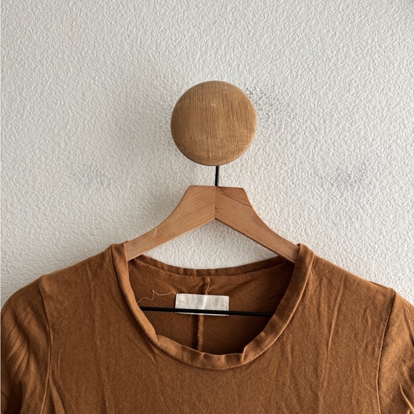 Lacausa Terracotta Tshirt - Picture 2 of 7